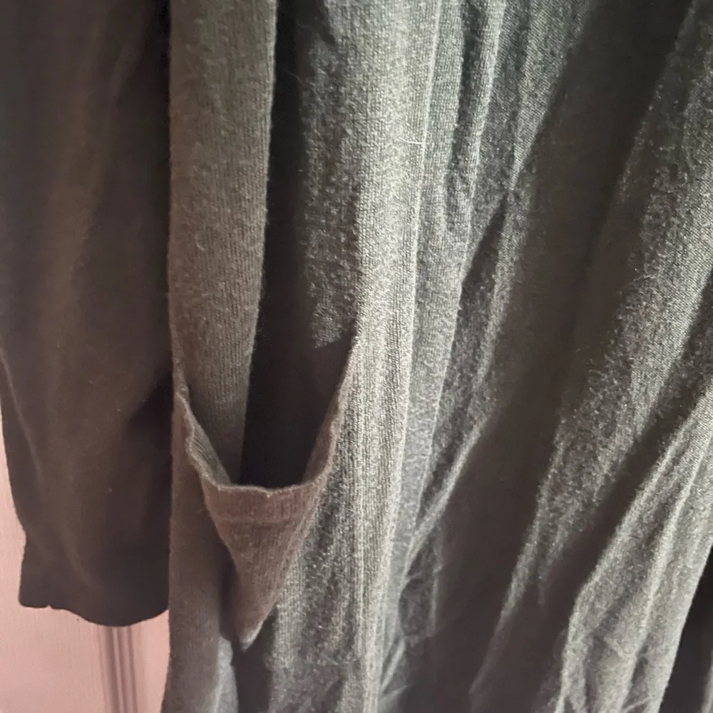 2X Women's Green Sweater - Picture 4 of 6